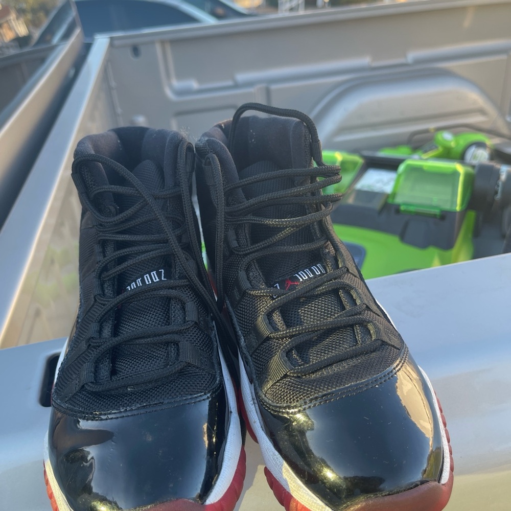 Jordan bred 11s